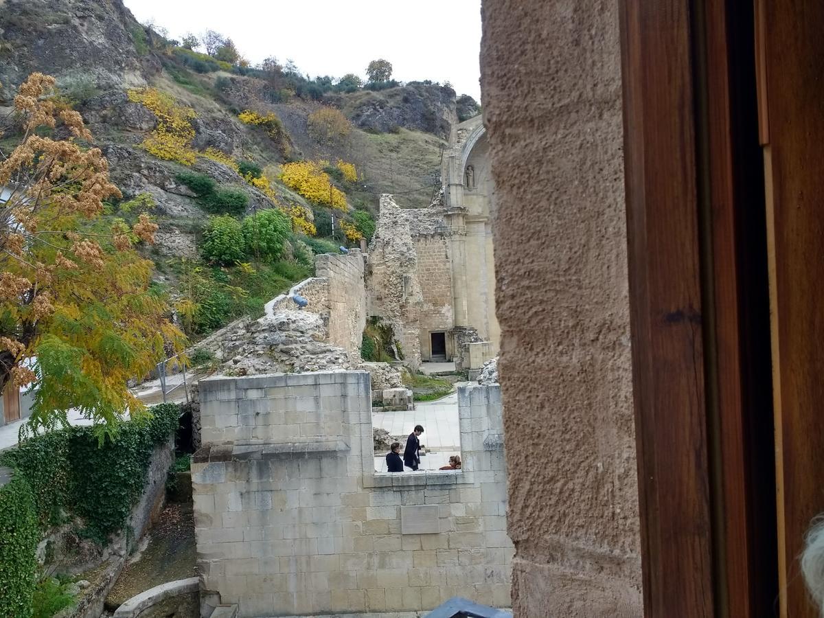 Apartamentos Asador De La Plaza Vieja Cazorla Eksteriør bilde